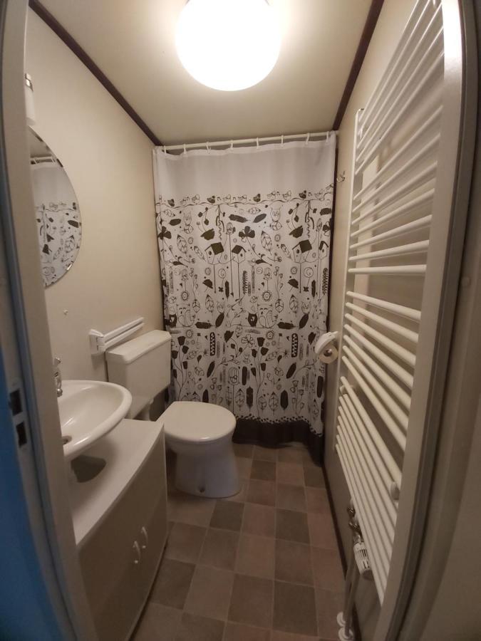Comfortabel En Gezellig Familie Chalet Tot 6 Personen Op De Veluwe Bungalowpark De Kern Putten Exterior foto